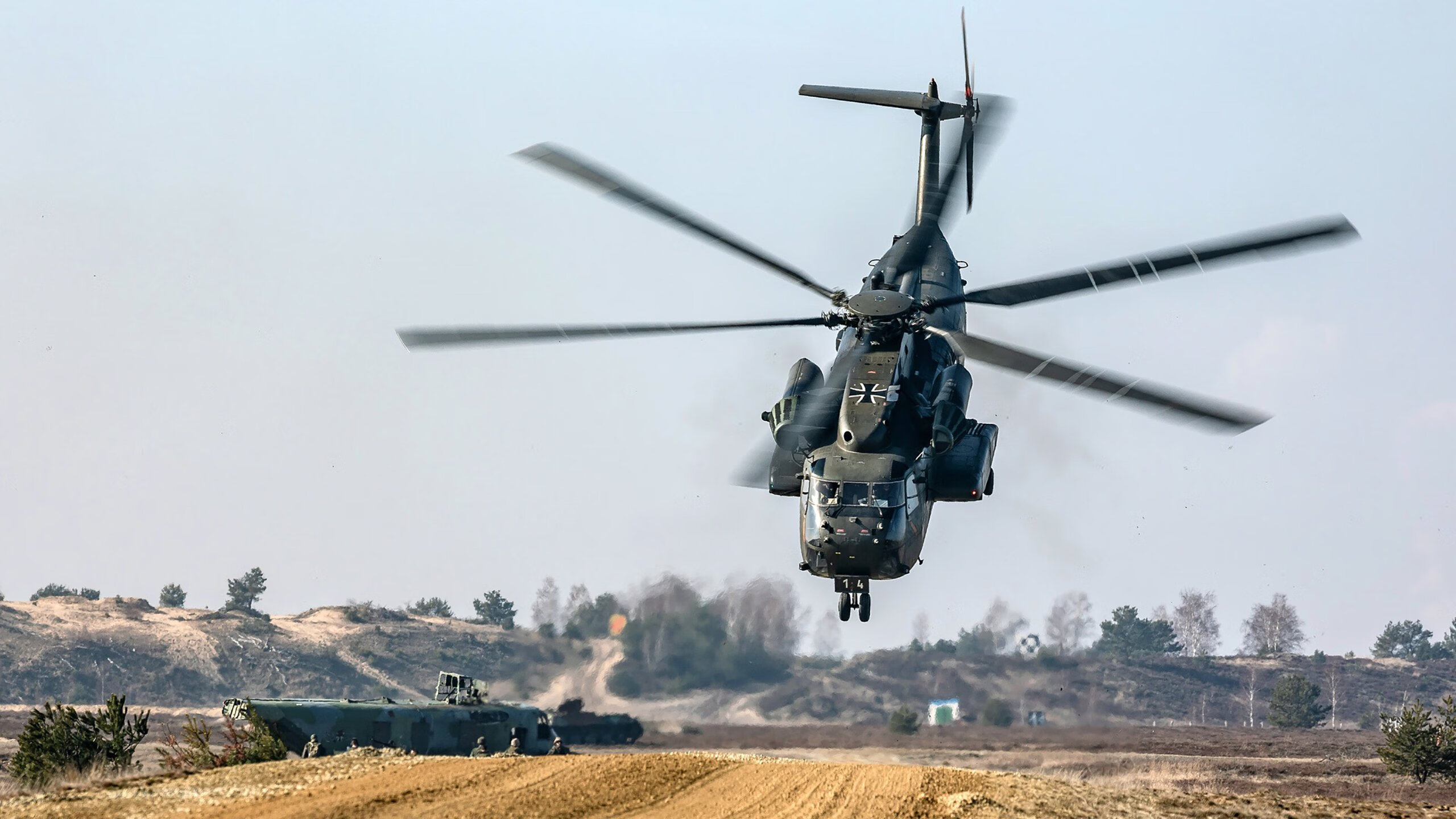 “全明星集结!明星投手、击球手火力全开,激烈角逐冠军”,明星投篮视频